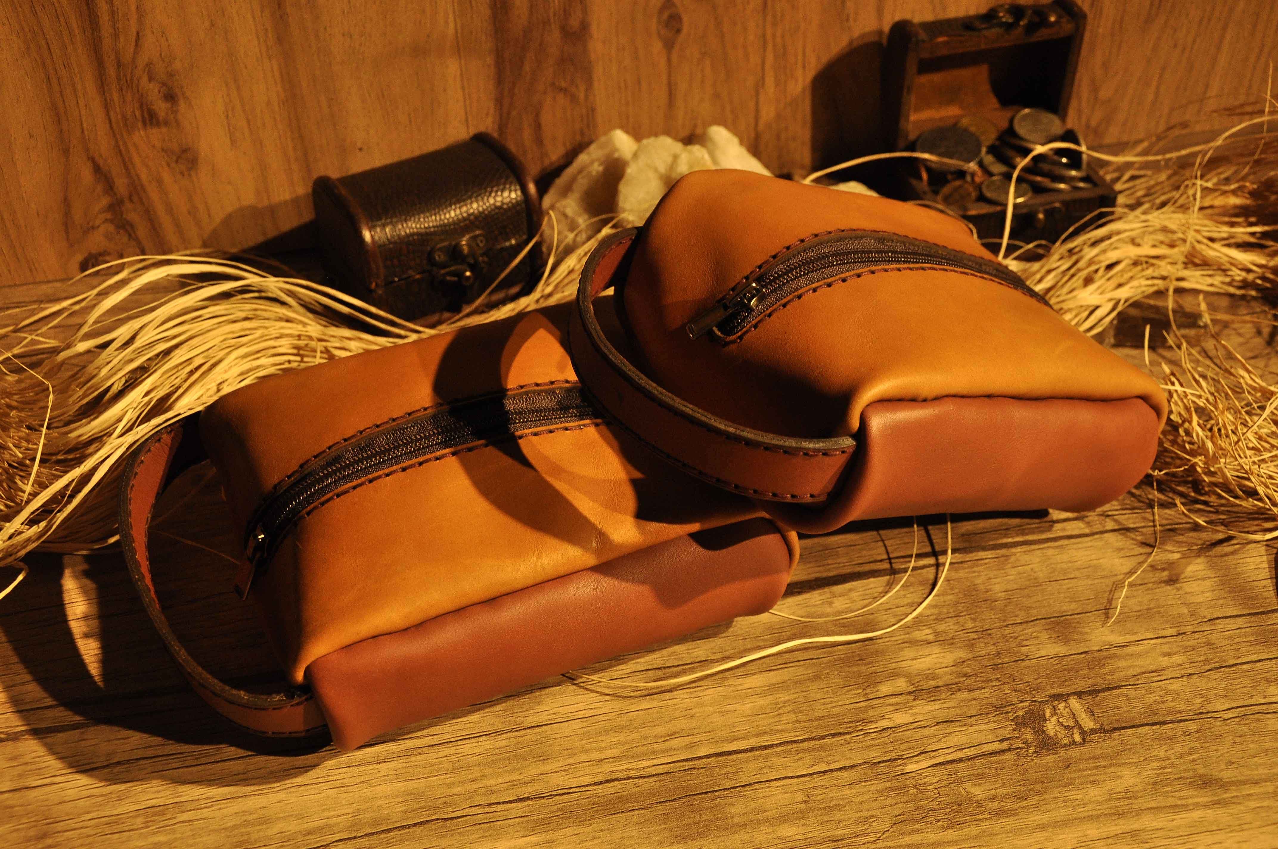 DOPP KİT V-2 EL YAPIMI DERİ ÇANTA