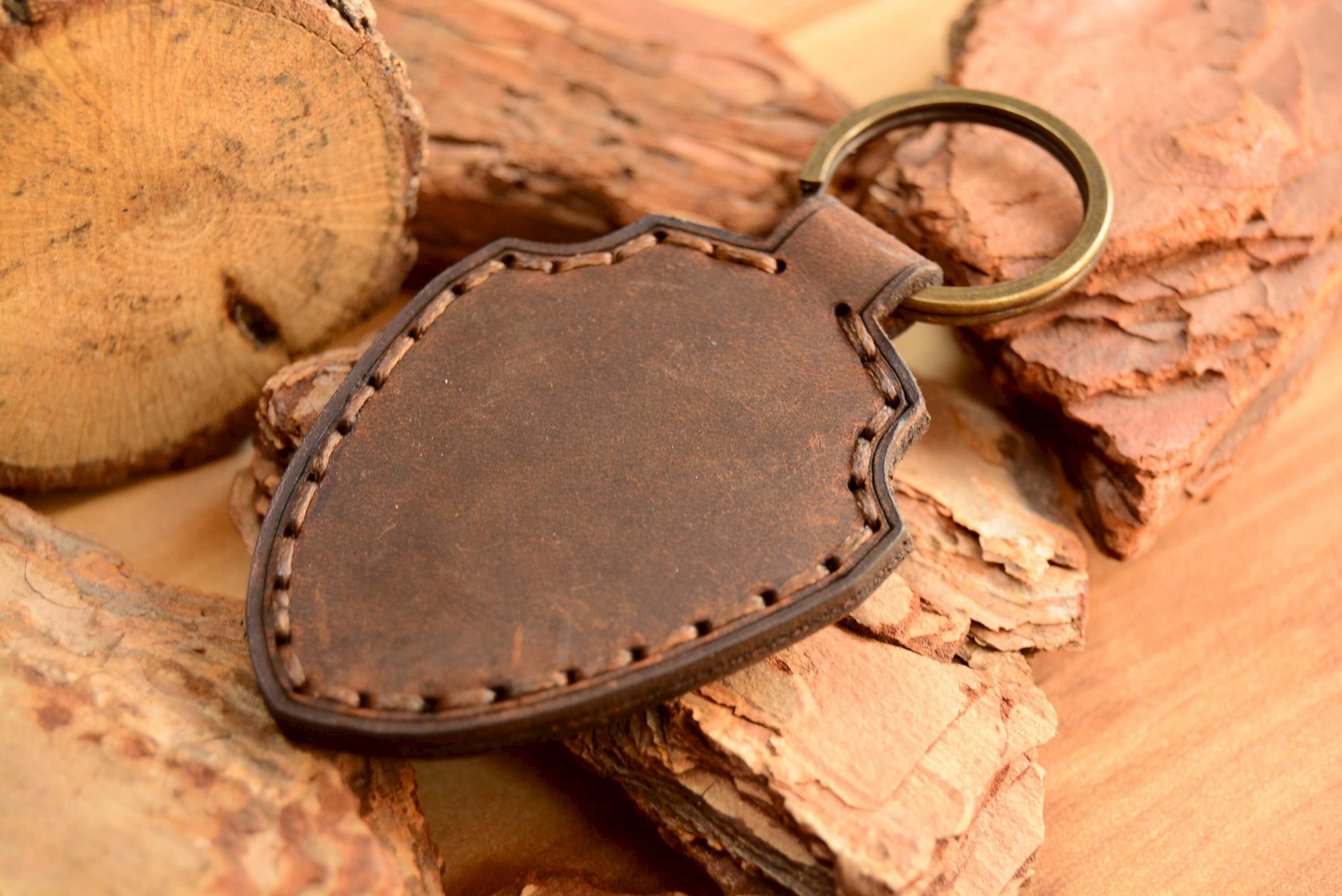 DERİ ANAHTARLIK (DİKİŞLİ) V-5