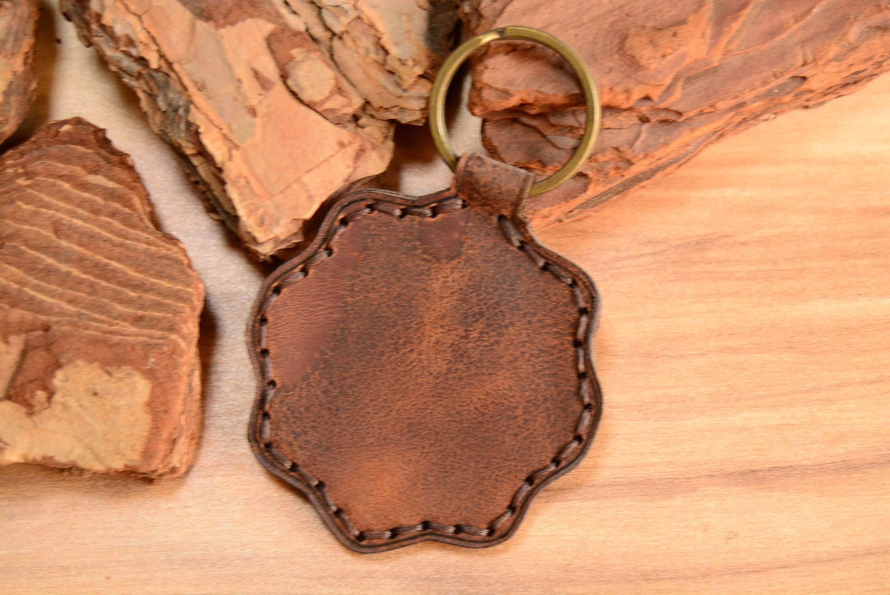 DERİ ANAHTARLIK (DİKİŞLİ) V-4