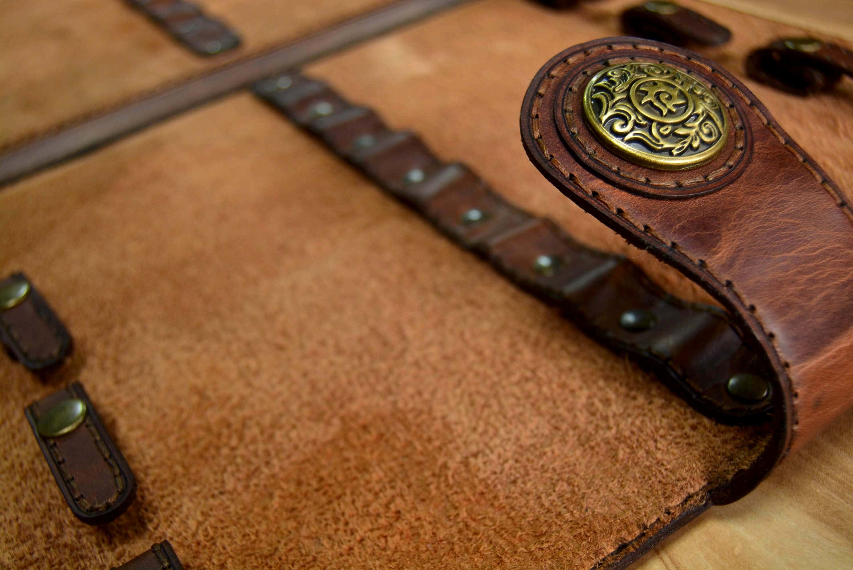 7' Lİ DERİ MAKAS KLASÖRÜ (TARAK BÖLMELİ)