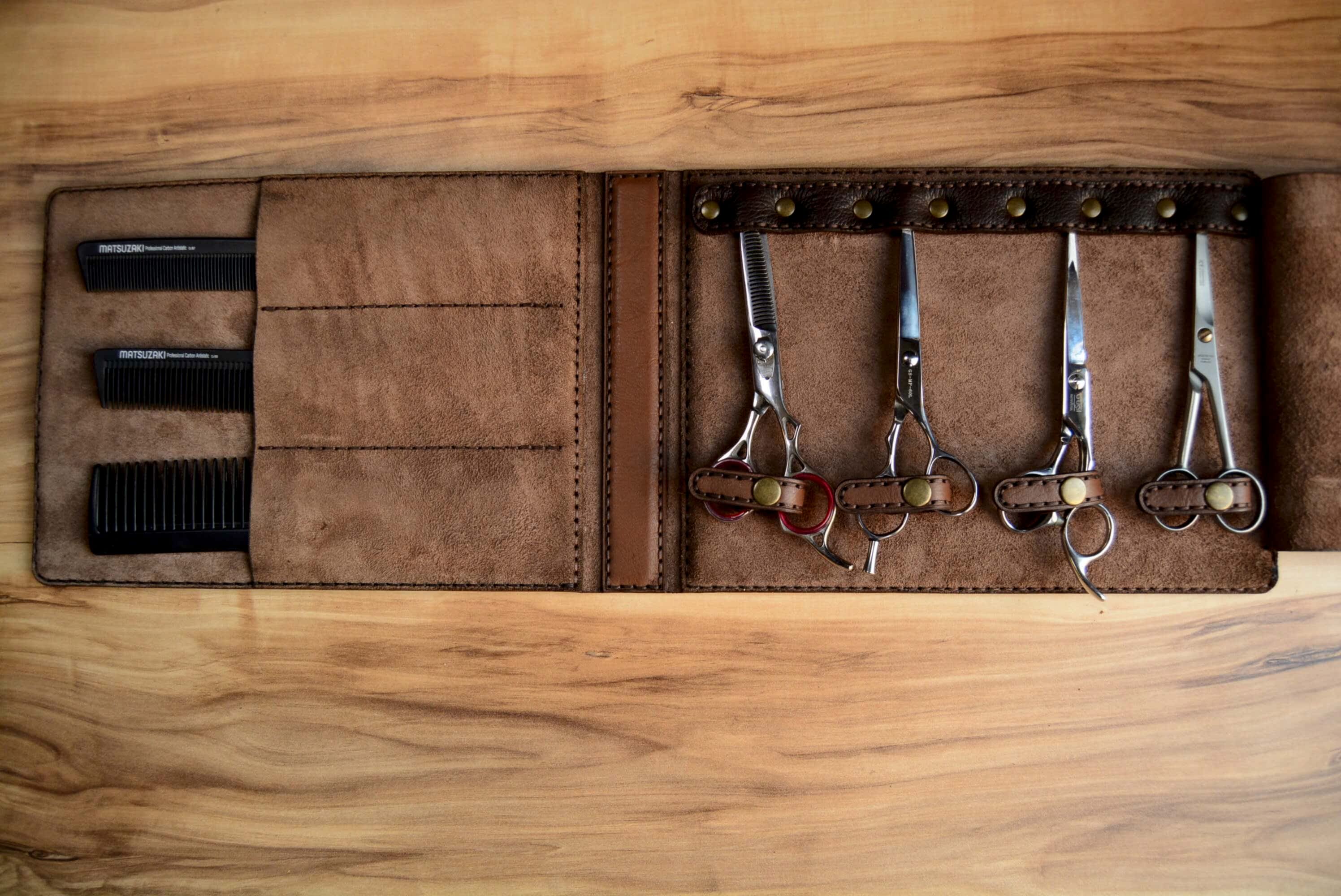 4'LÜ DERİ MAKAS KLASÖRÜ (TARAK CEPLİ)