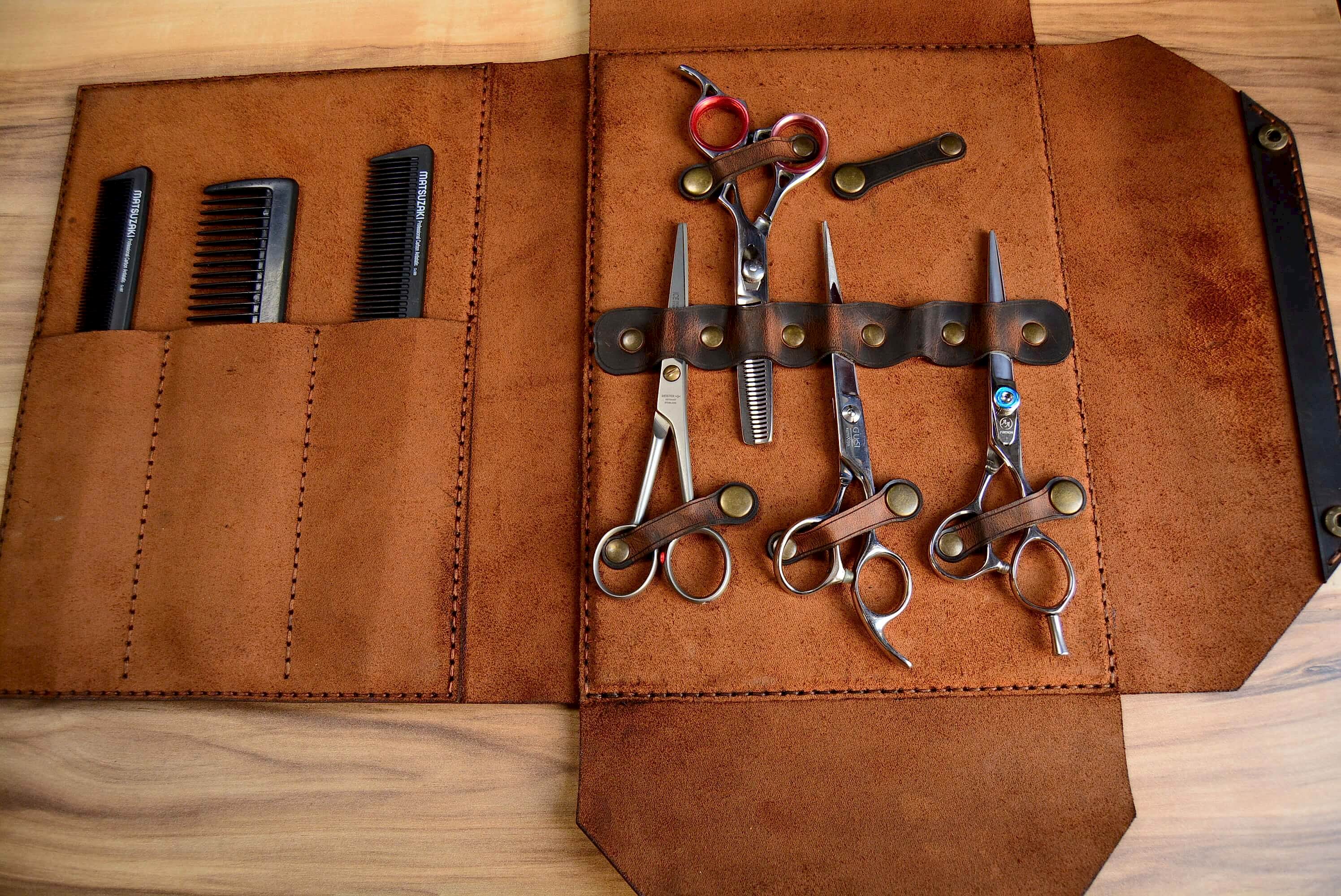 5' Lİ MAKAS DERİ EL ÇANTASI (TARAK BÖLMELİ)