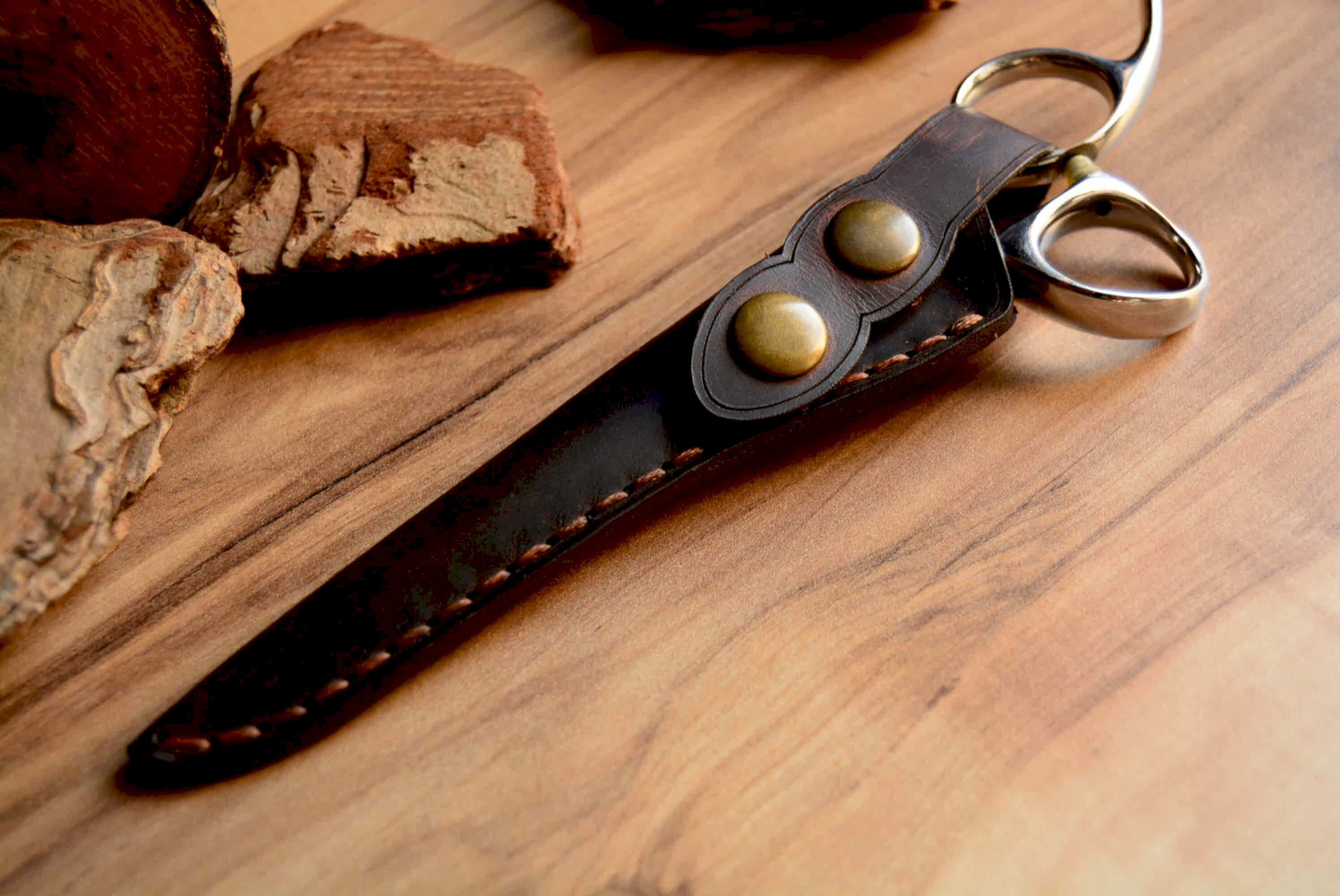 TEKLİ DERİ MAKAS KILIFI V-1