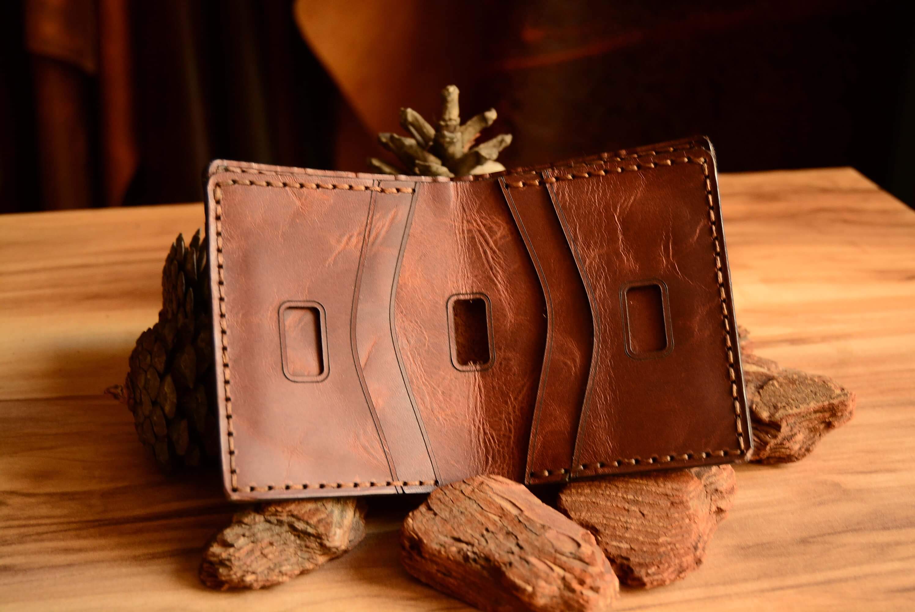 IKARUS BIFOLD EL YAPIMI DERİ CÜZDAN